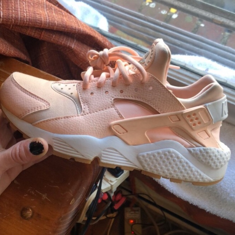 Nike huaraches